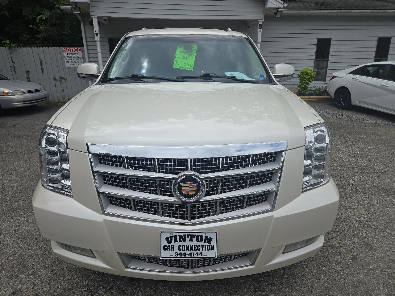 Cadillac Escalade AWD 4dr Platinum 2014