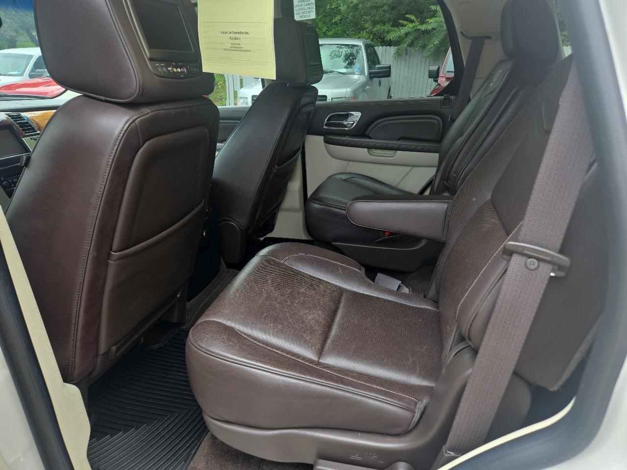 Cadillac Escalade AWD 4dr Platinum 2014