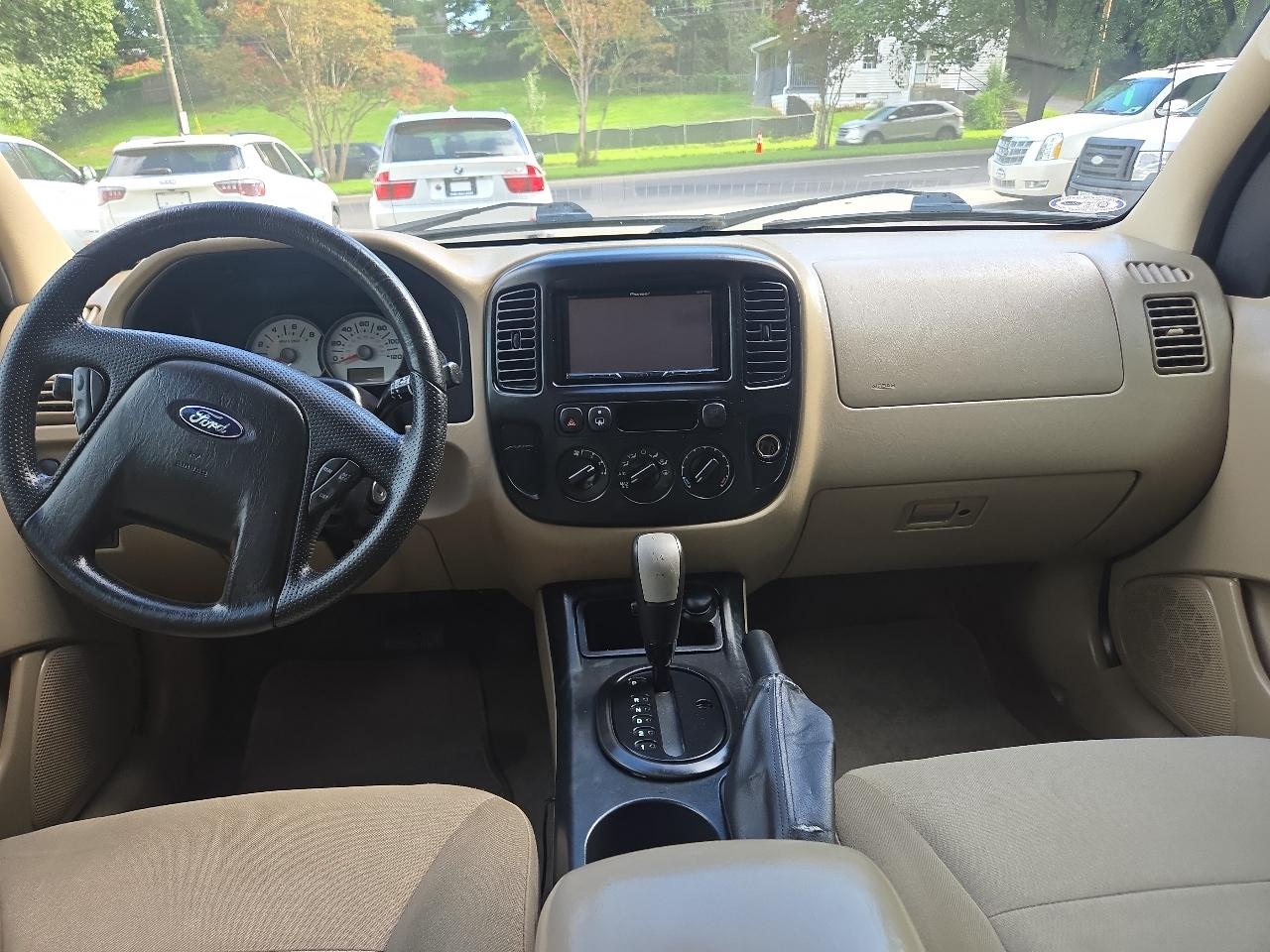 Ford Escape 4WD 4dr I4 Auto XLS 2007