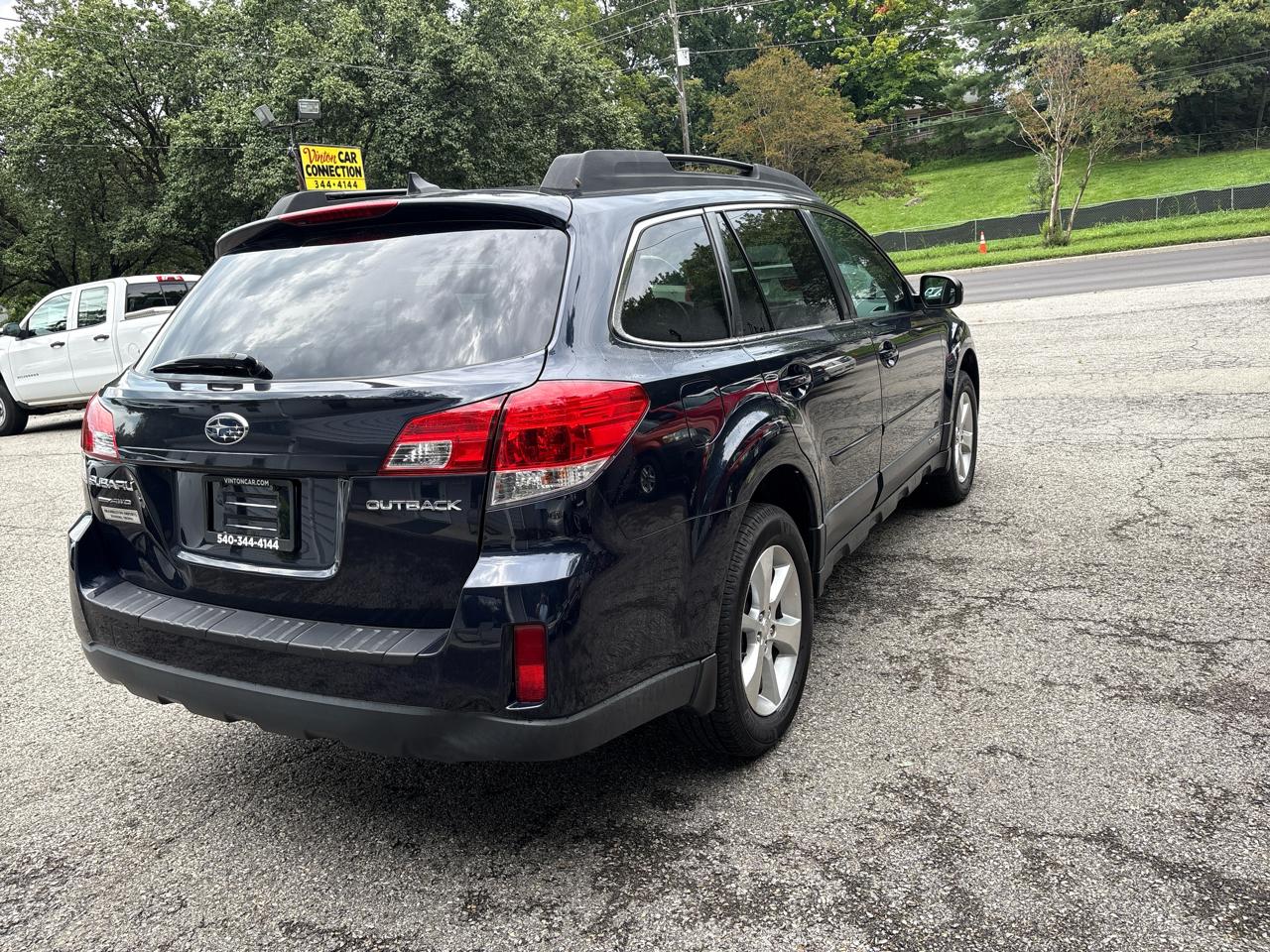 Subaru Outback 4dr Wgn H4 Auto 2.5i Limited 2013