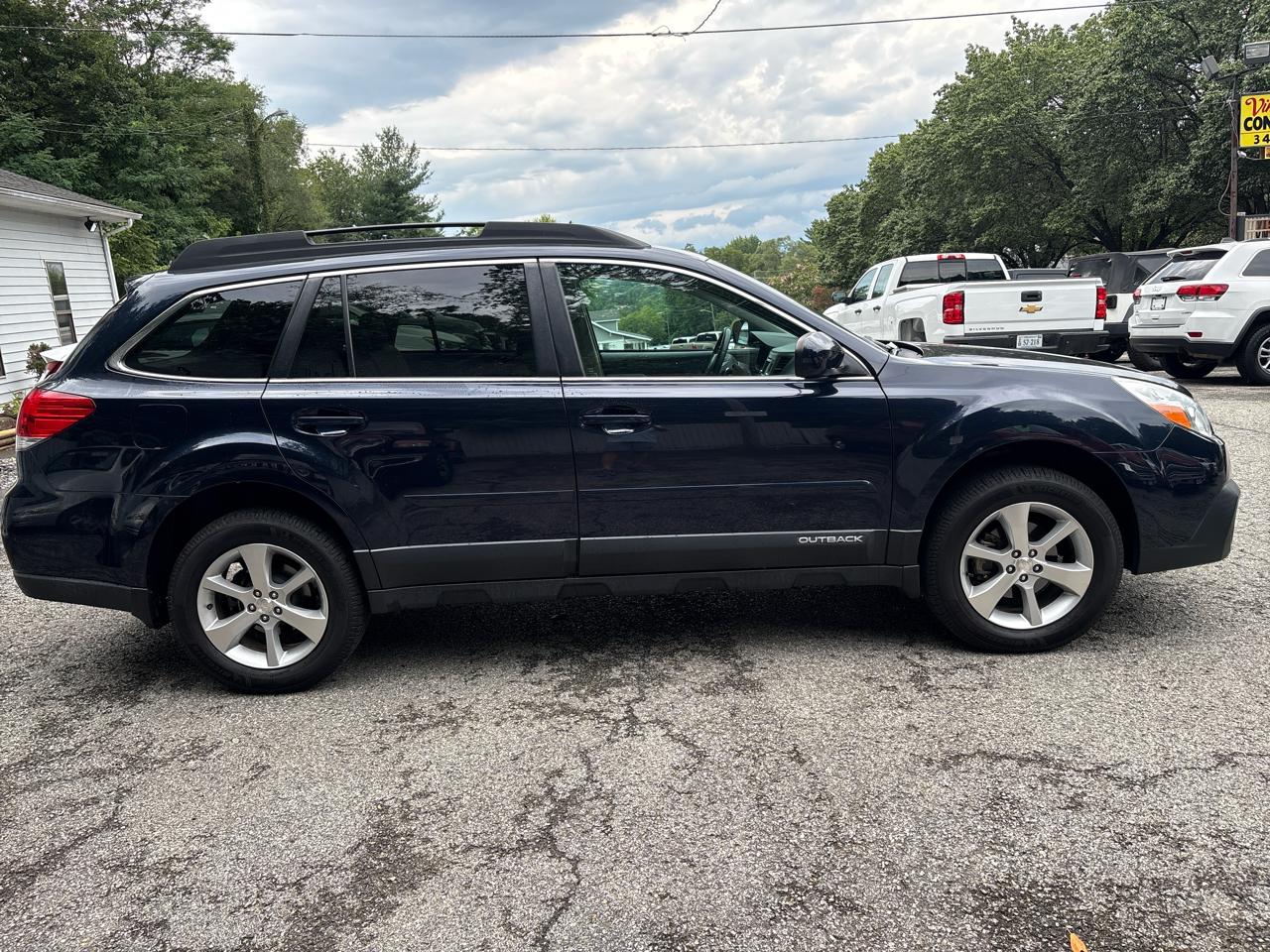 Subaru Outback 4dr Wgn H4 Auto 2.5i Limited 2013