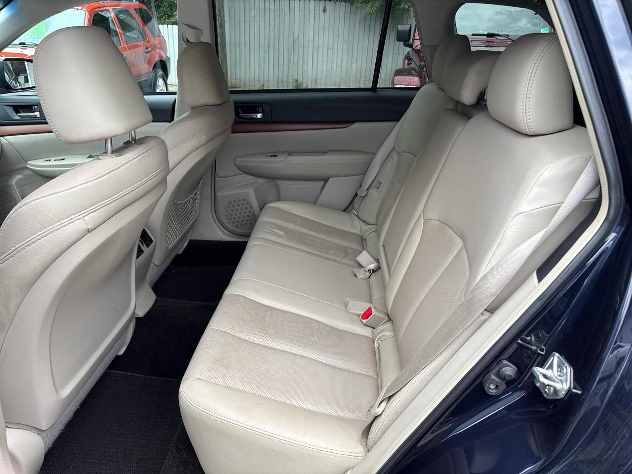 Subaru Outback 4dr Wgn H4 Auto 2.5i Limited 2013