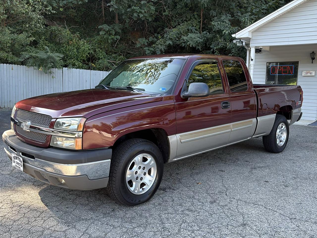 2003 Chevrolet Silverado 1500 Ext Cab 143.5" WB 4WD LS