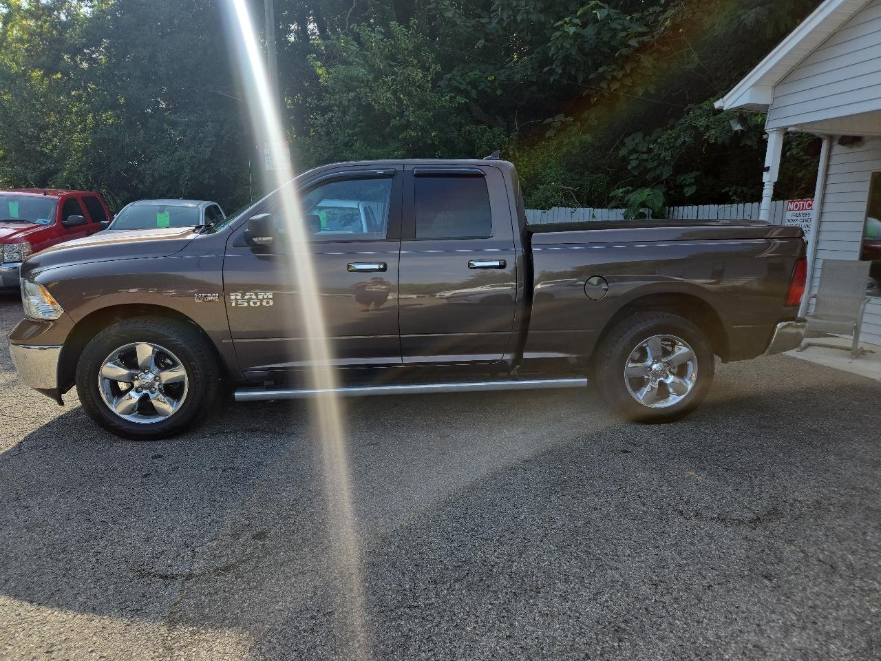 RAM 1500 Big Horn 4x4 Quad Cab 6'4" Box 2018