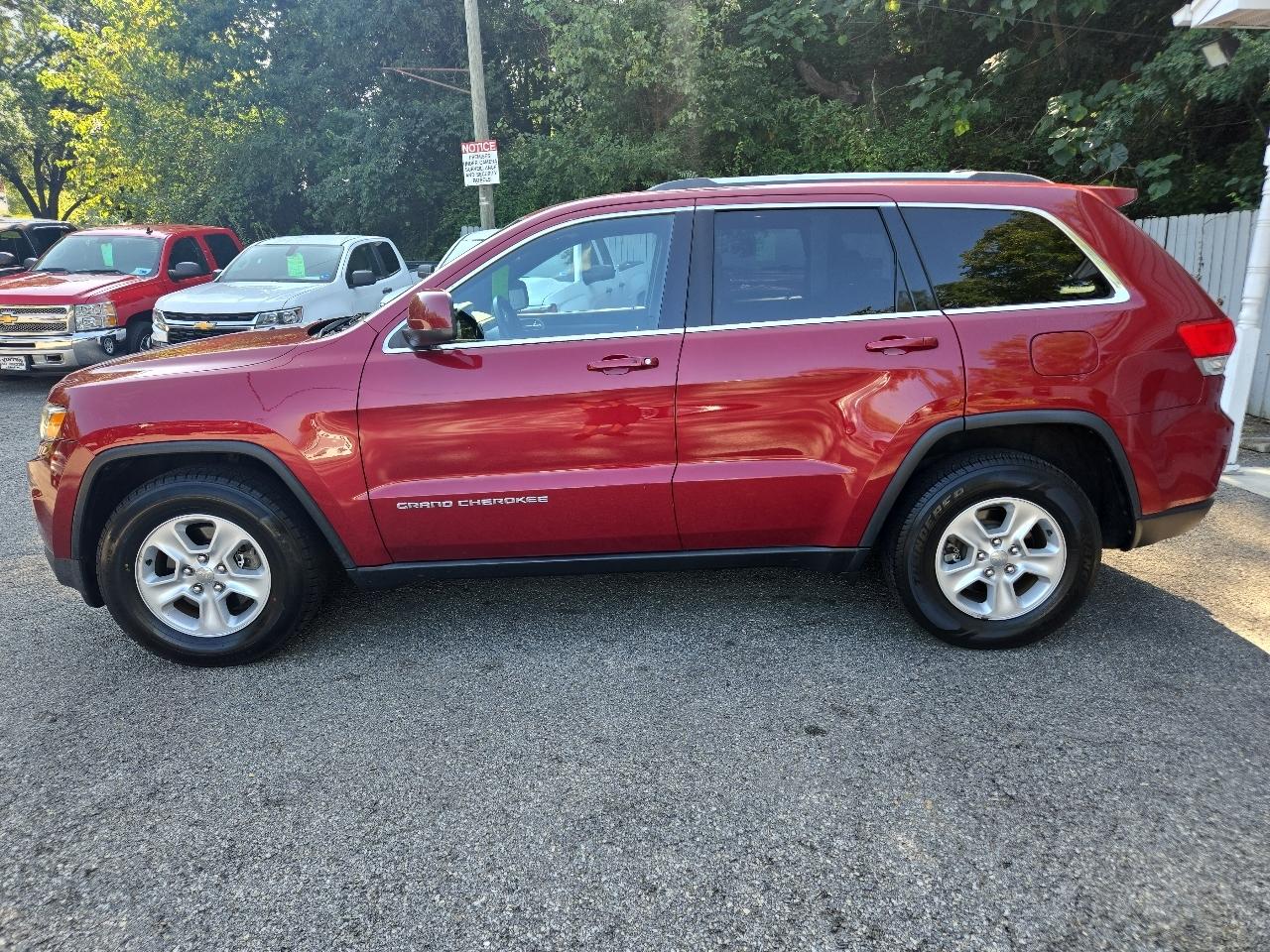 Jeep Grand Cherokee 4WD 4dr Laredo 2014
