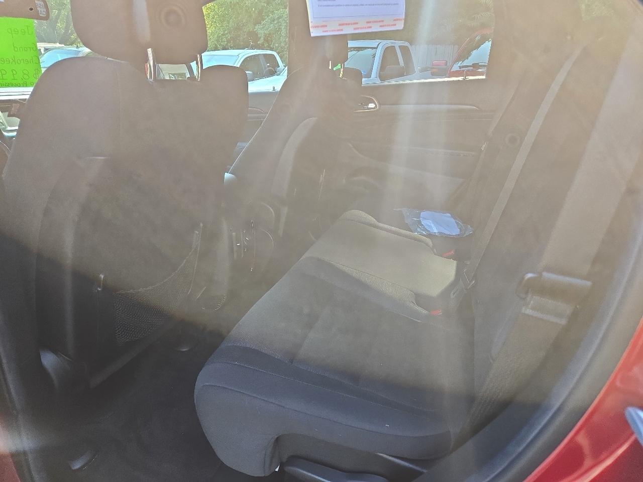 Jeep Grand Cherokee 4WD 4dr Laredo 2014