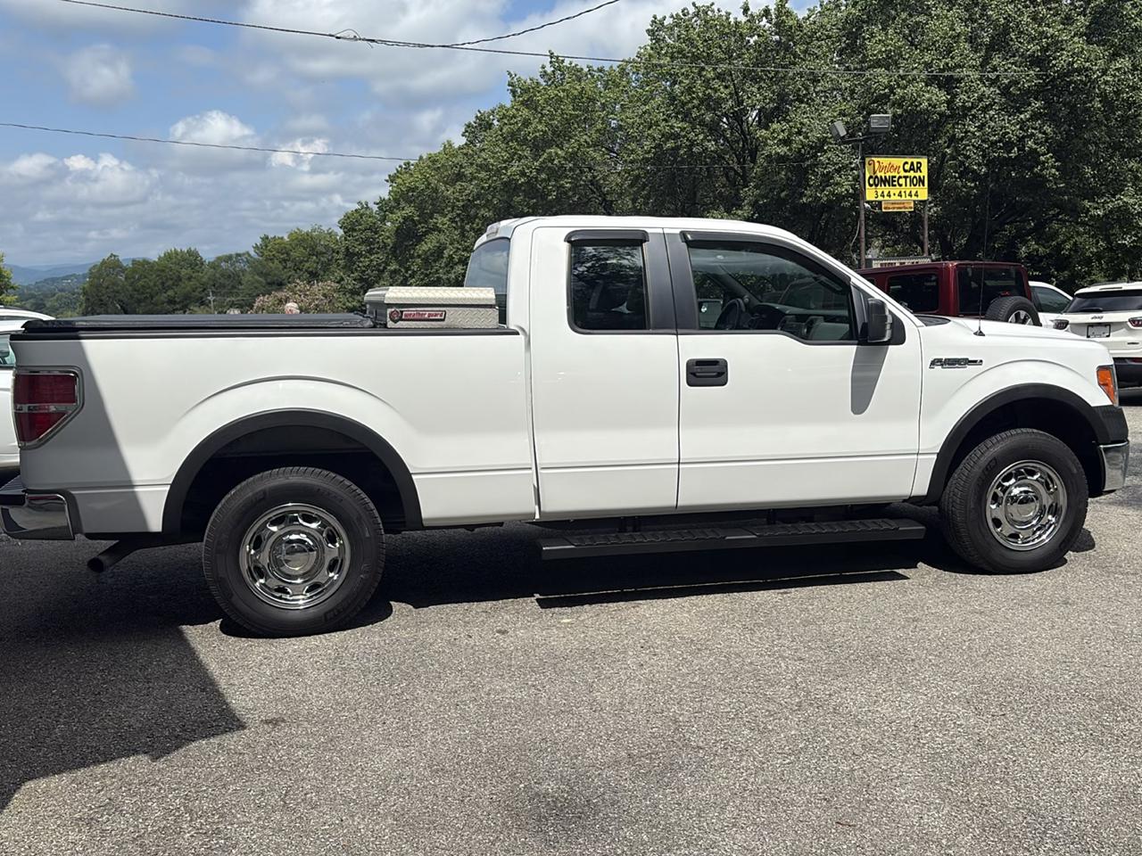 Ford F-150 2WD SuperCab 145" XL 2013