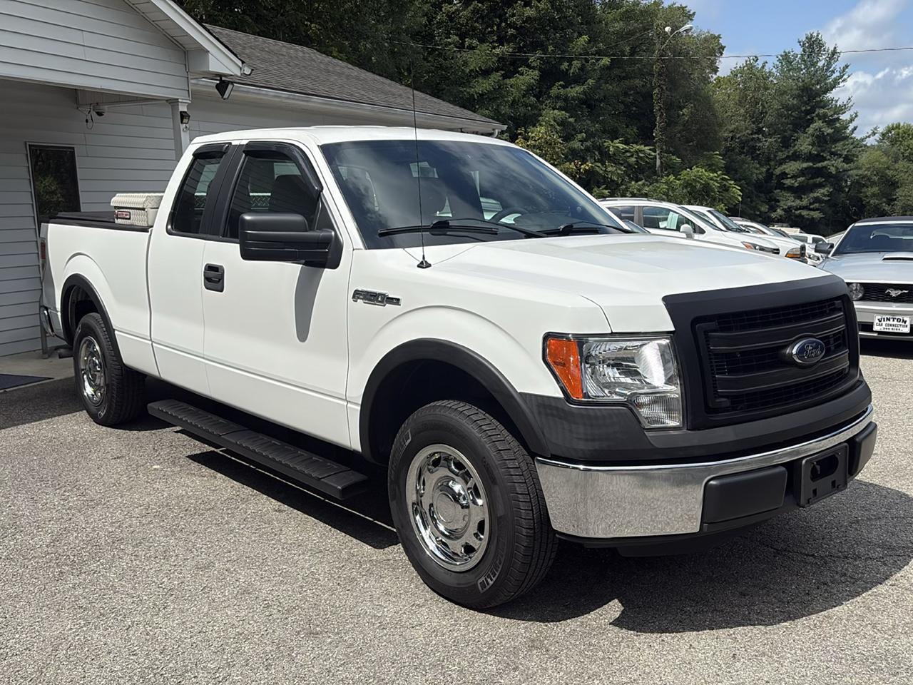 Ford F-150 2WD SuperCab 145" XL 2013