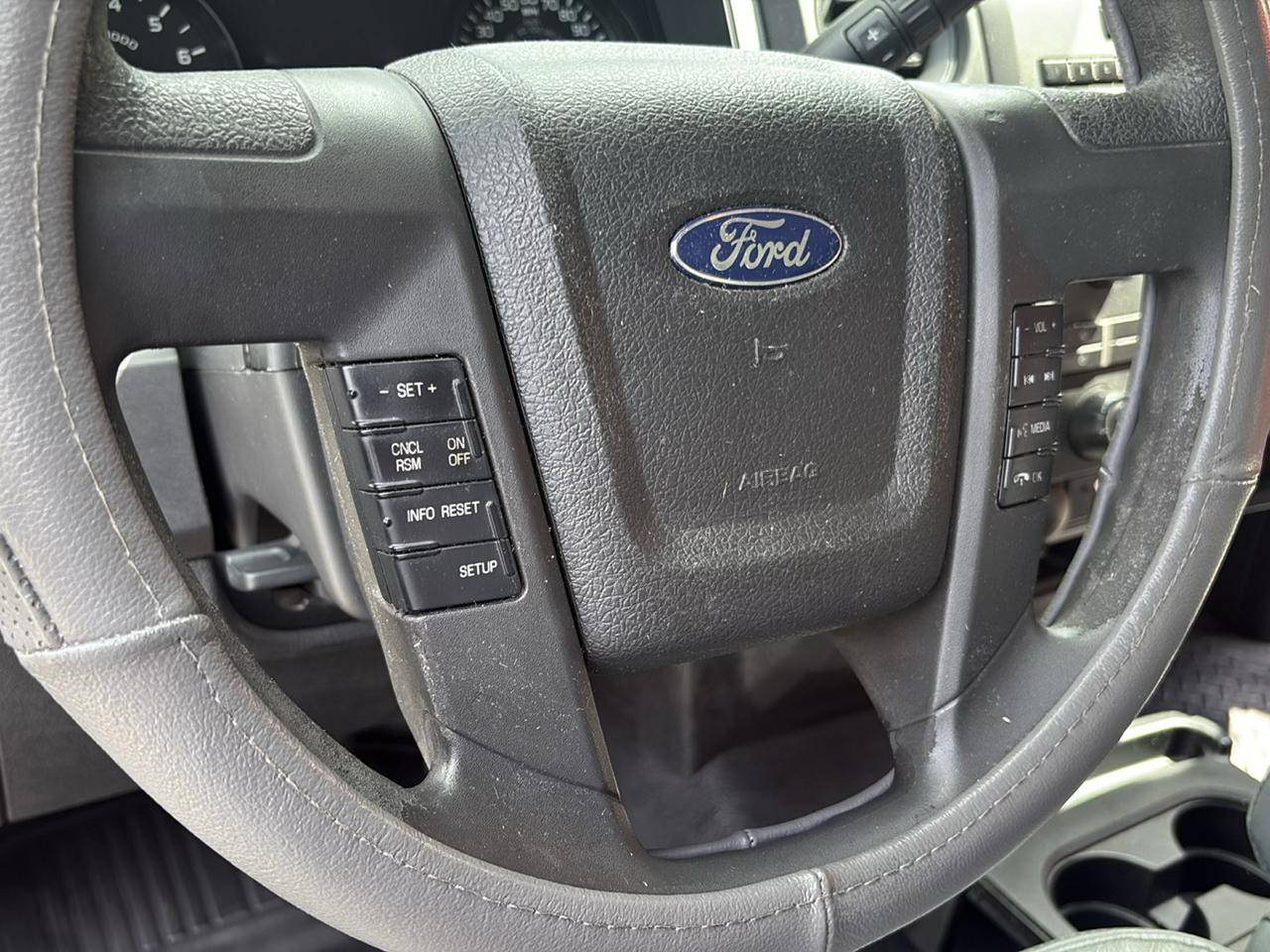 Ford F-150 2WD SuperCab 145" XL 2013