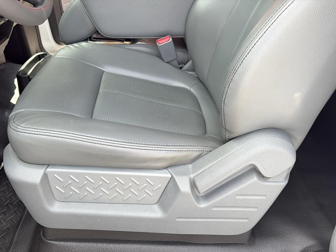 Ford F-150 2WD SuperCab 145" XL 2013