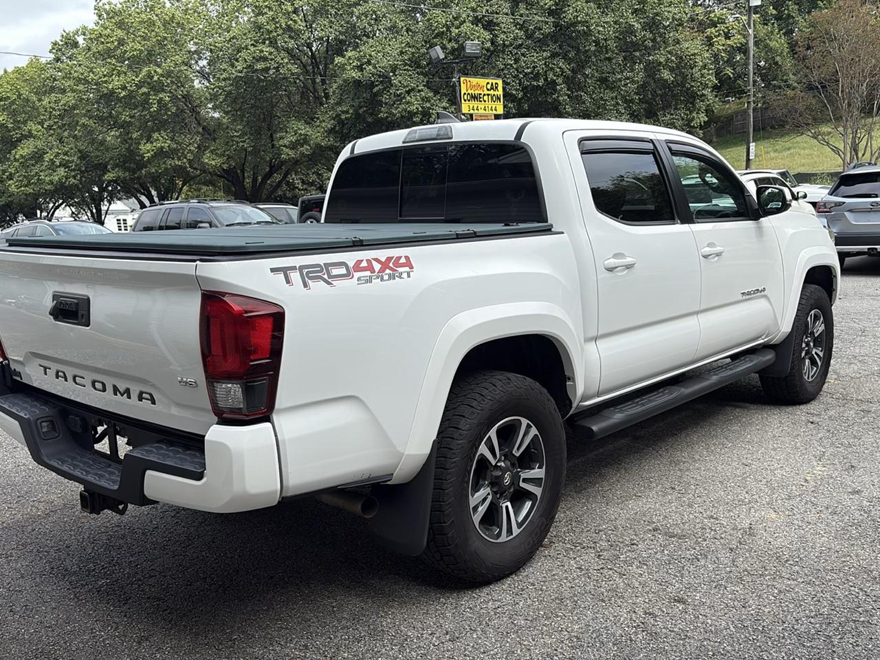Toyota Tacoma TRD Off Road Double Cab 5' Bed V6 4x4 MT (Natl) 2018