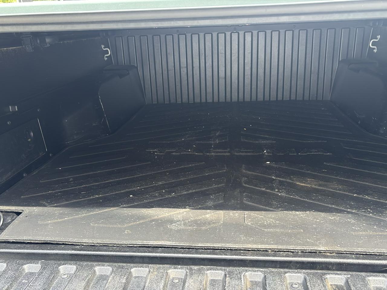 Toyota Tacoma TRD Off Road Double Cab 5' Bed V6 4x4 MT (Natl) 2018