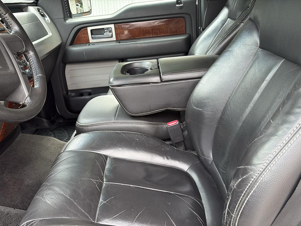 Ford F-150 4WD SuperCrew 145" Lariat 2010