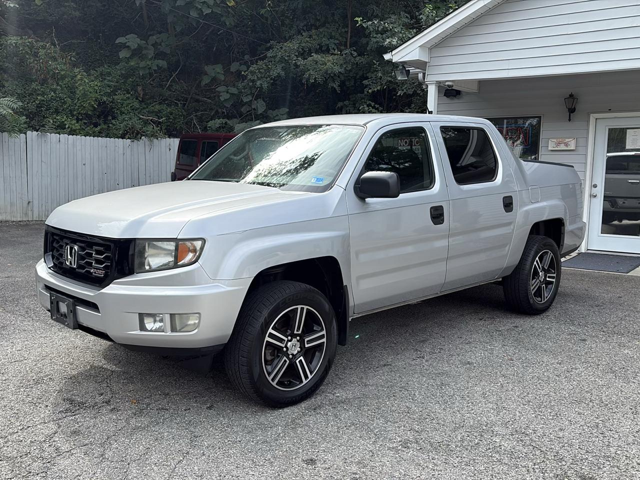Honda Ridgeline 4WD Crew Cab Sport 2014