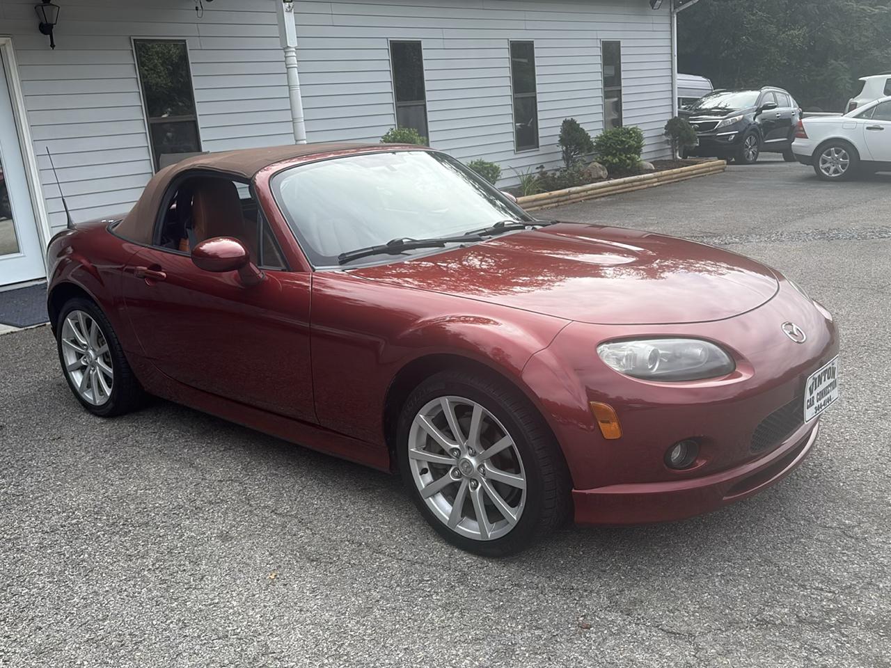 Mazda MX-5 Miata 2dr Conv Auto Grand Touring 2007