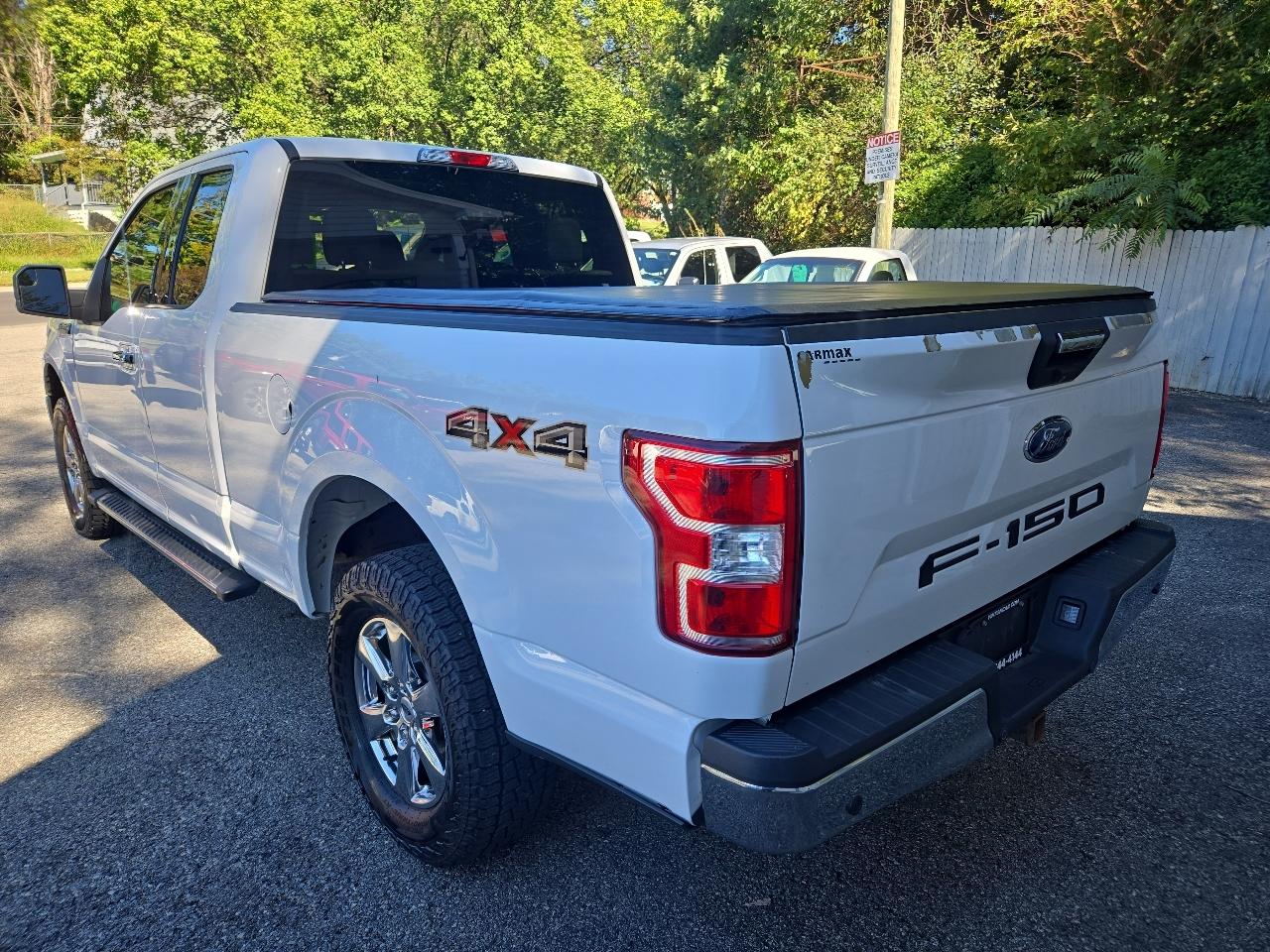 Ford F-150 Supercab Flareside 145" XLT 4WD 2018