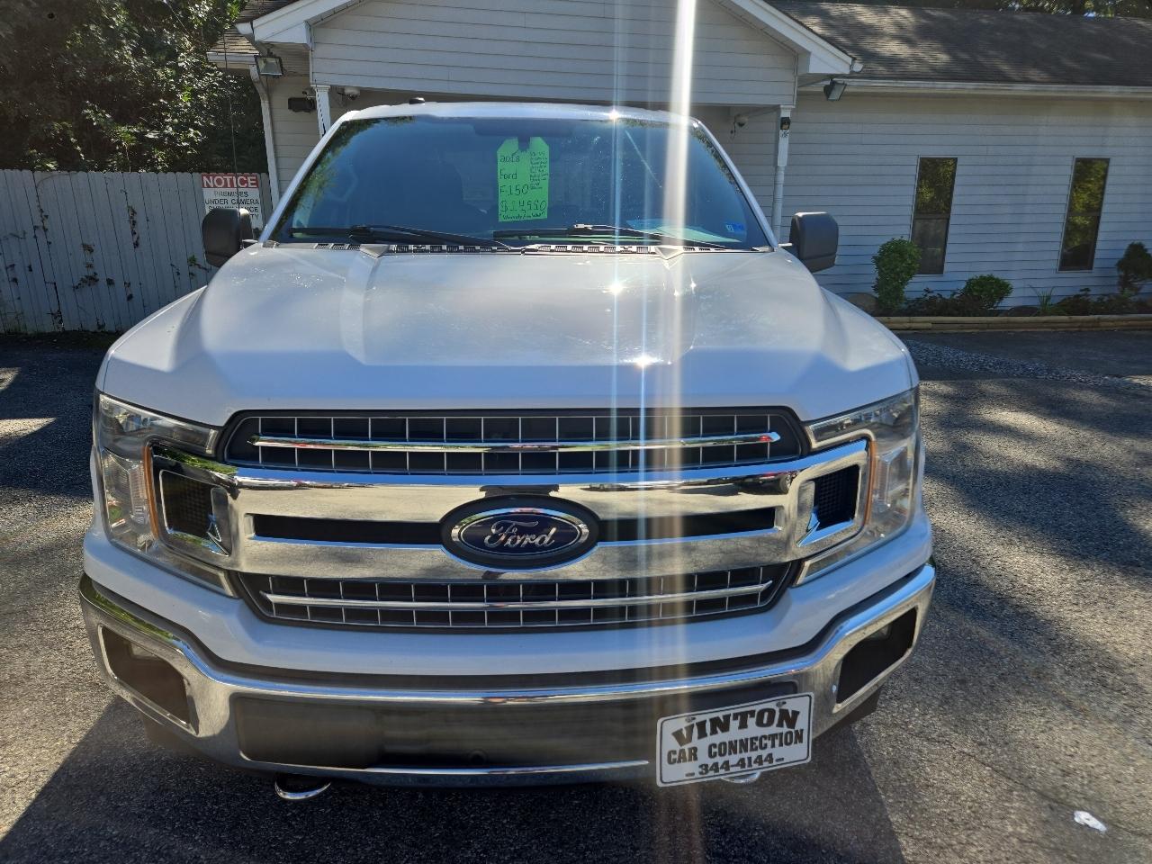 Ford F-150 Supercab Flareside 145" XLT 4WD 2018