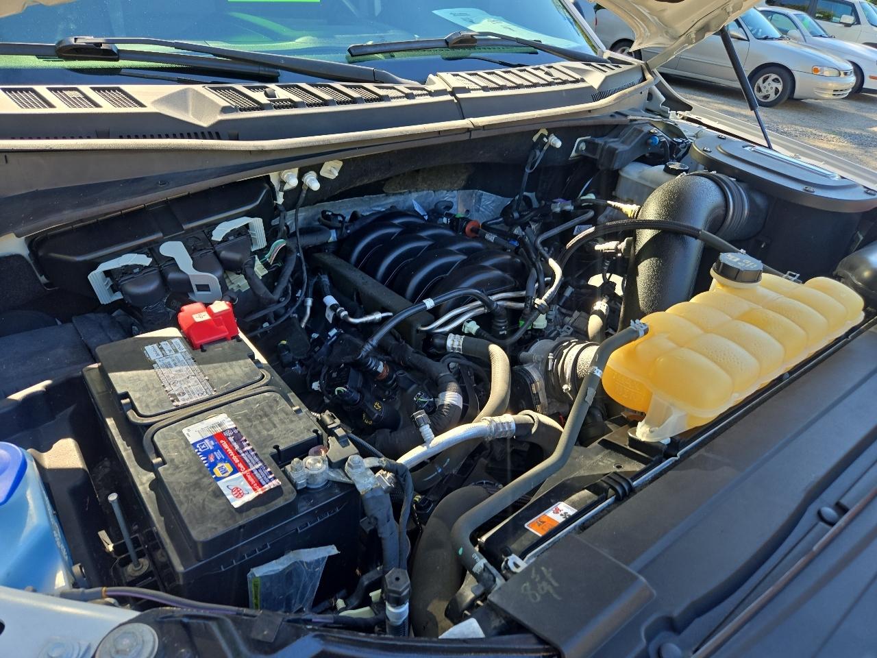 Ford F-150 Supercab Flareside 145" XLT 4WD 2018