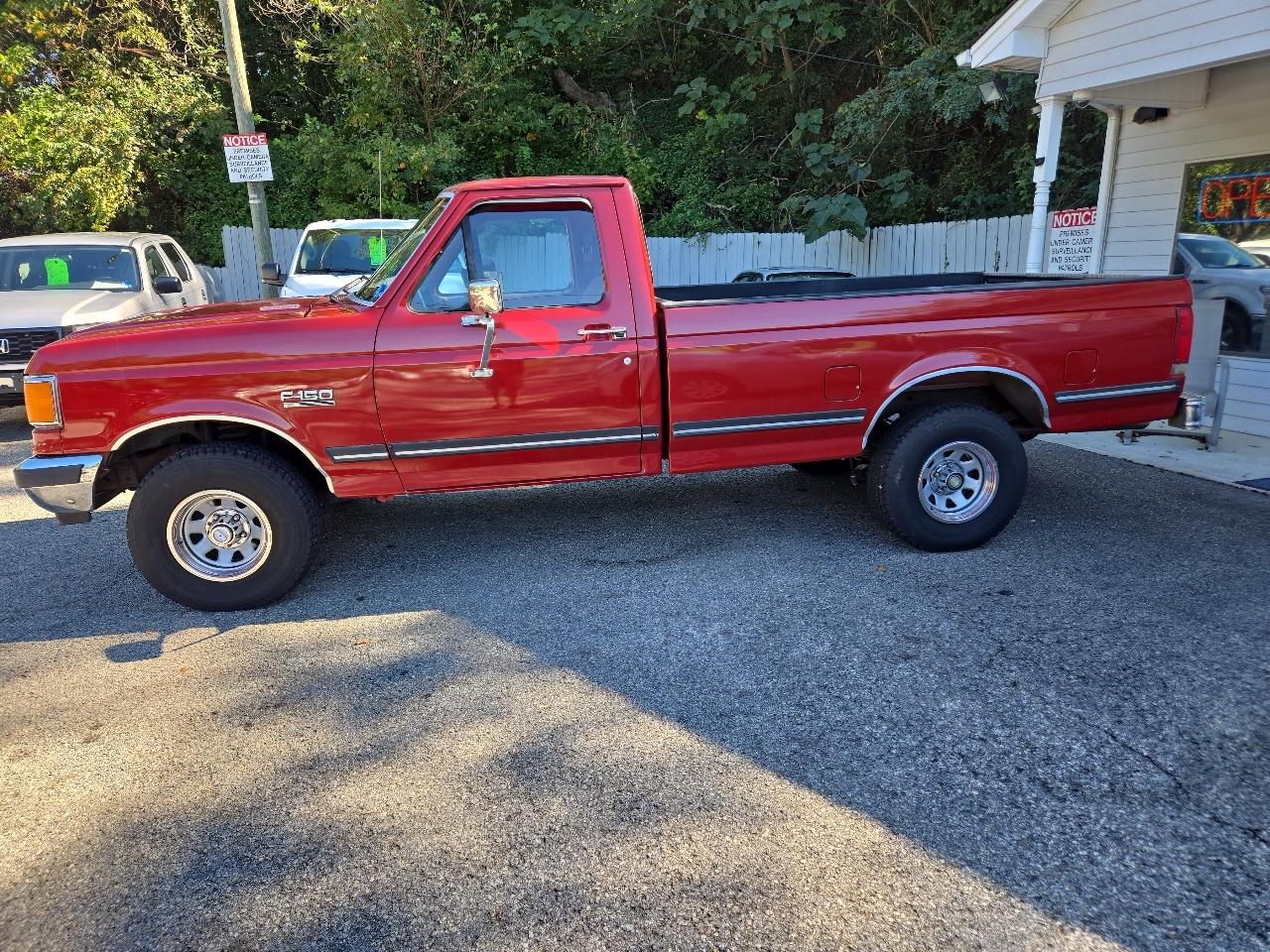 Ford F-150 Flareside 117" WB 4WD 1987