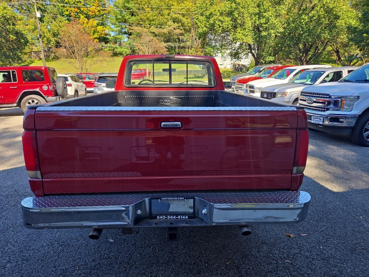 Ford F-150 Flareside 117" WB 4WD 1987