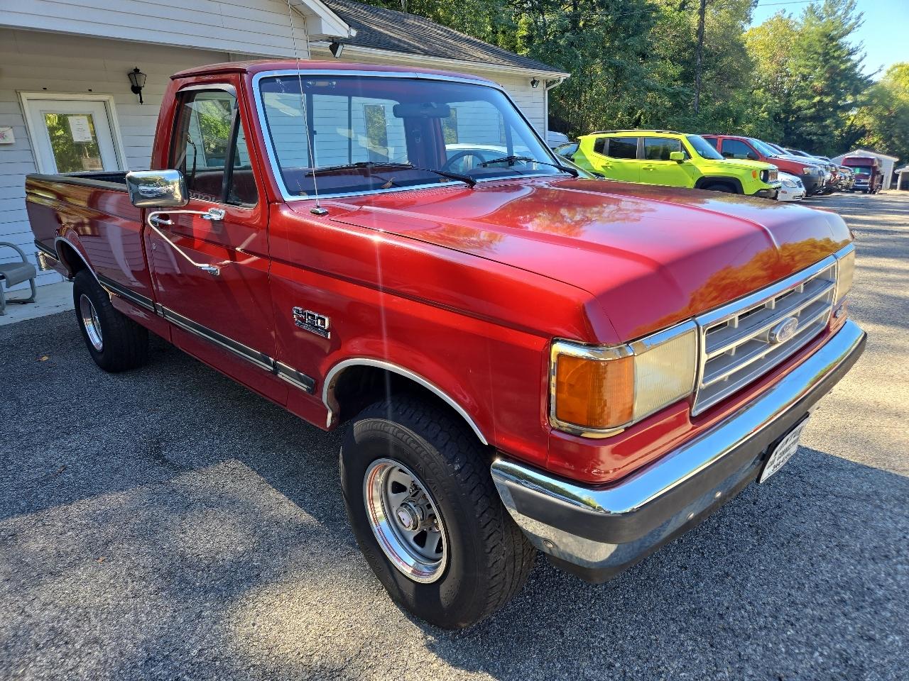 Ford F-150 Flareside 117" WB 4WD 1987