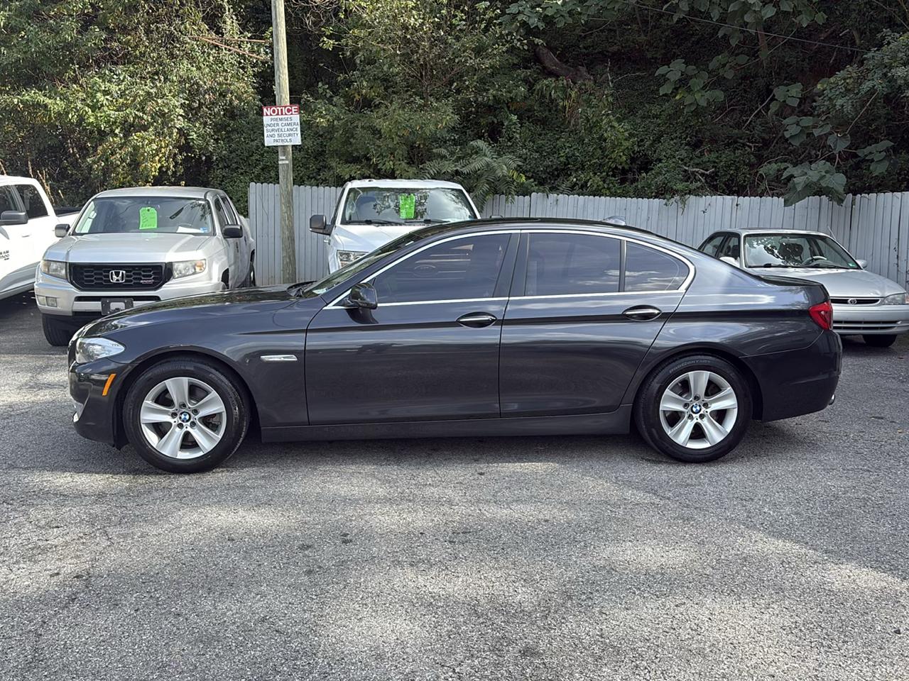 BMW 5 Series 4dr Sdn 528i xDrive AWD 2013