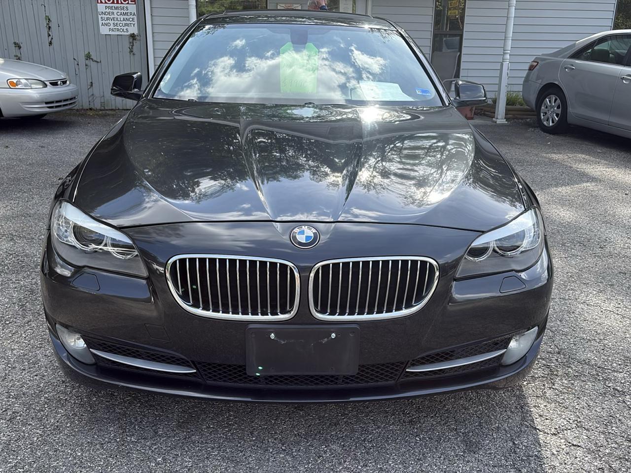 BMW 5 Series 4dr Sdn 528i xDrive AWD 2013