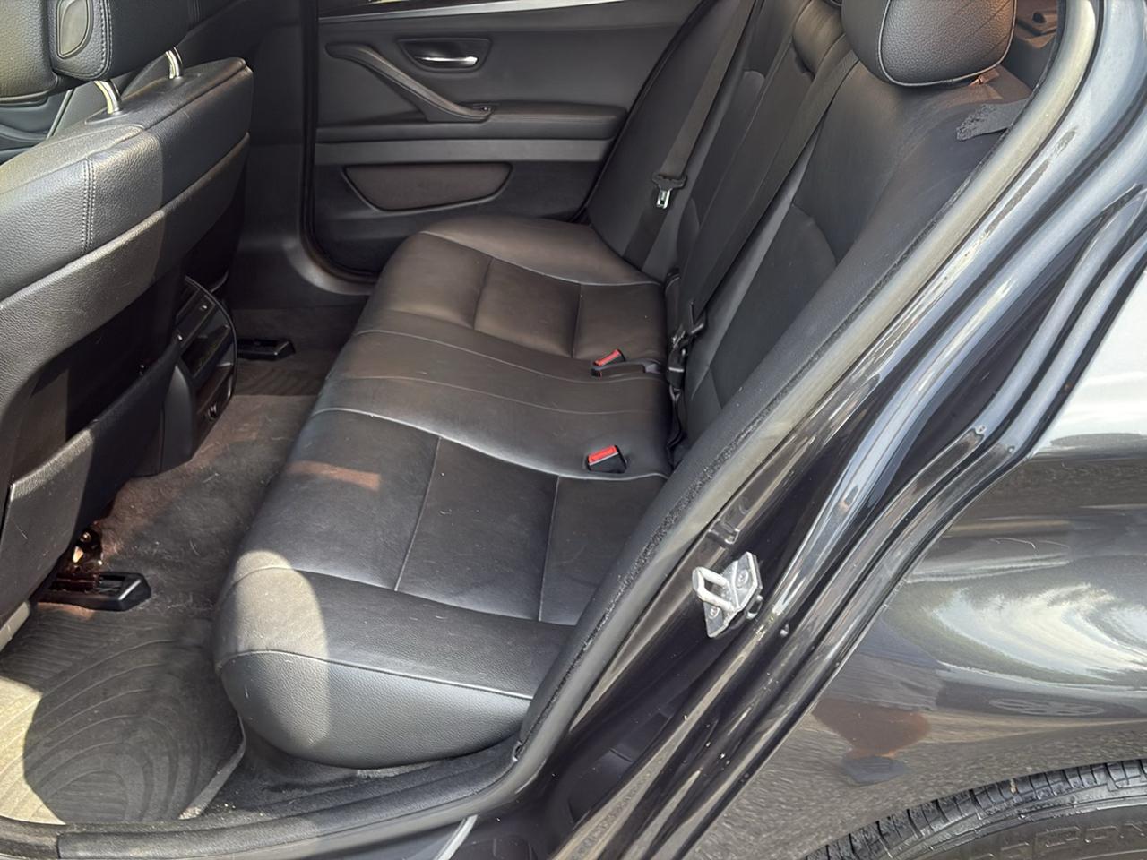 BMW 5 Series 4dr Sdn 528i xDrive AWD 2013