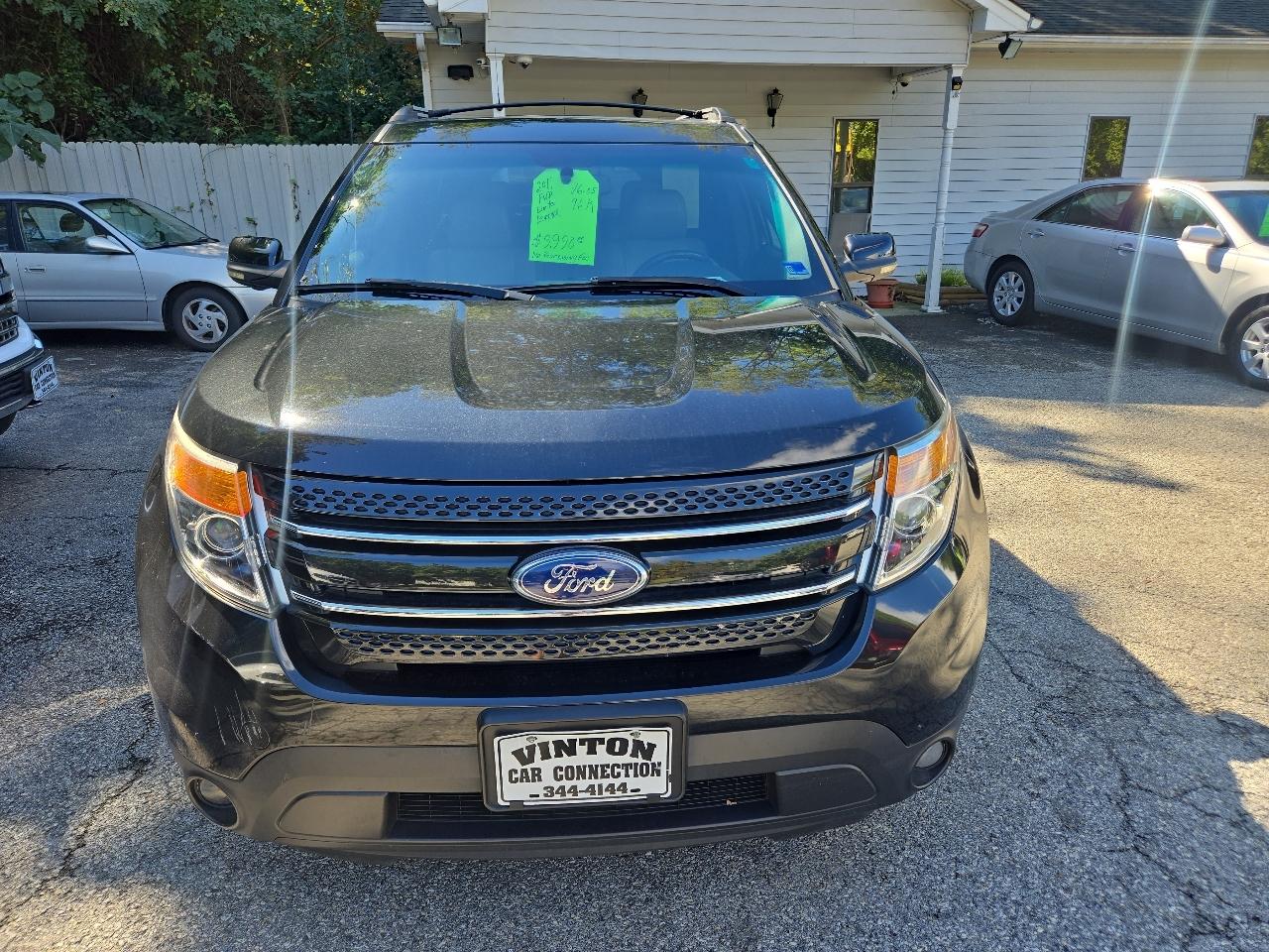 Ford Explorer FWD 4dr Limited 2011