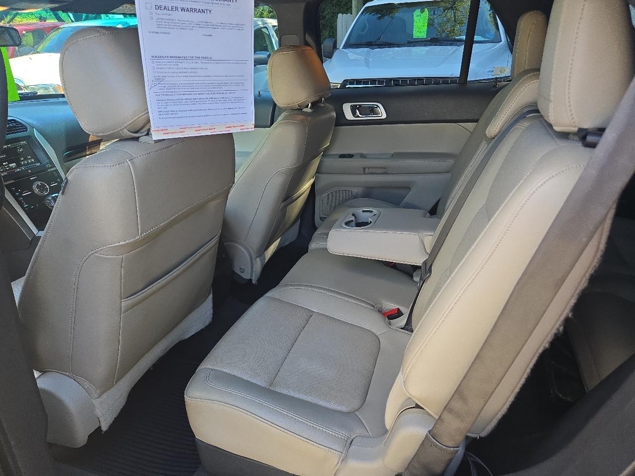 Ford Explorer FWD 4dr Limited 2011
