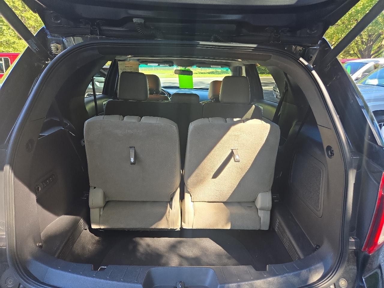 Ford Explorer FWD 4dr Limited 2011