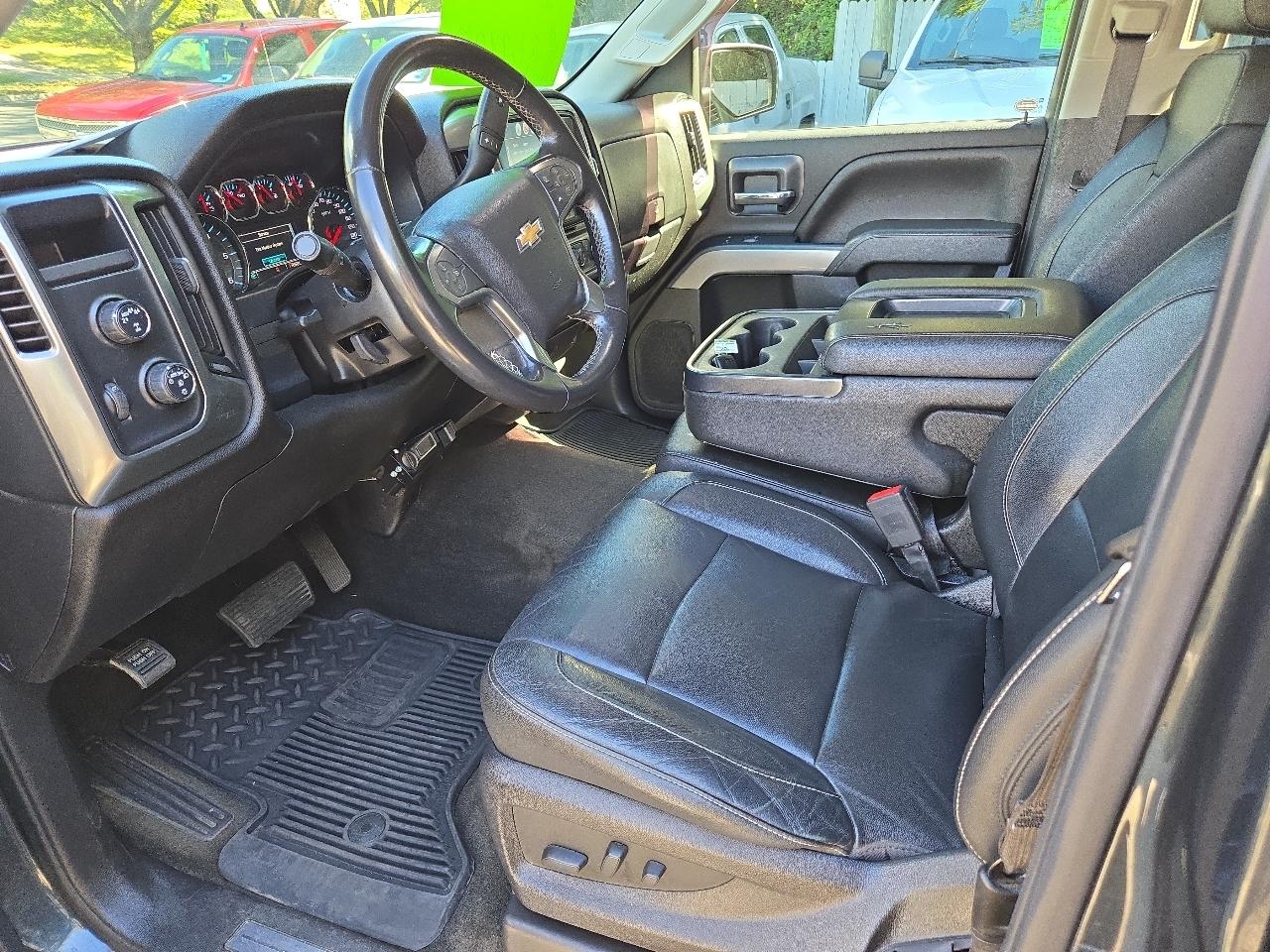 Chevrolet Silverado 1500 4WD Crew Cab 143.5" LT w/2LT 2018