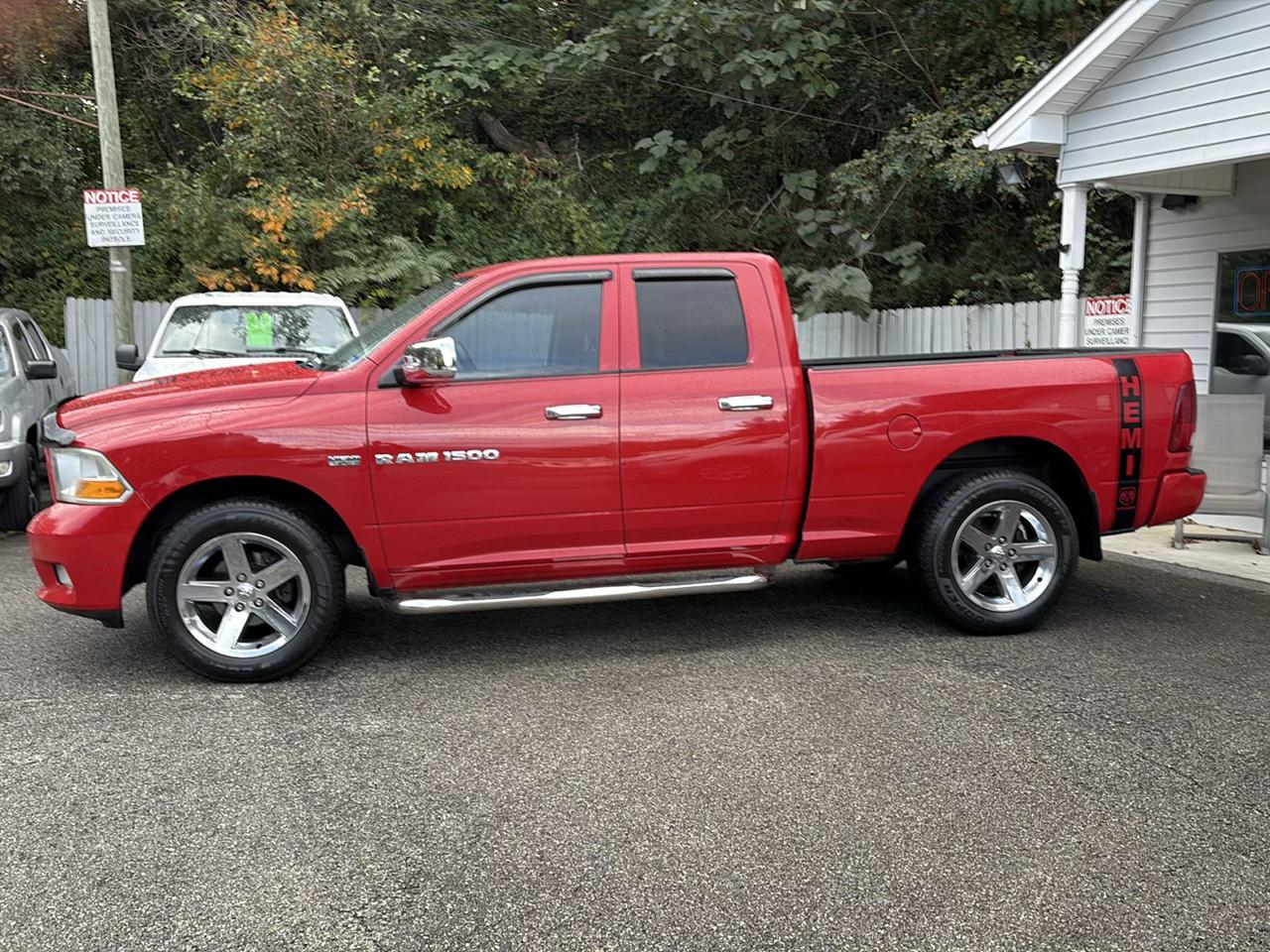 RAM 1500 2WD Quad Cab 140.5" Express 2012