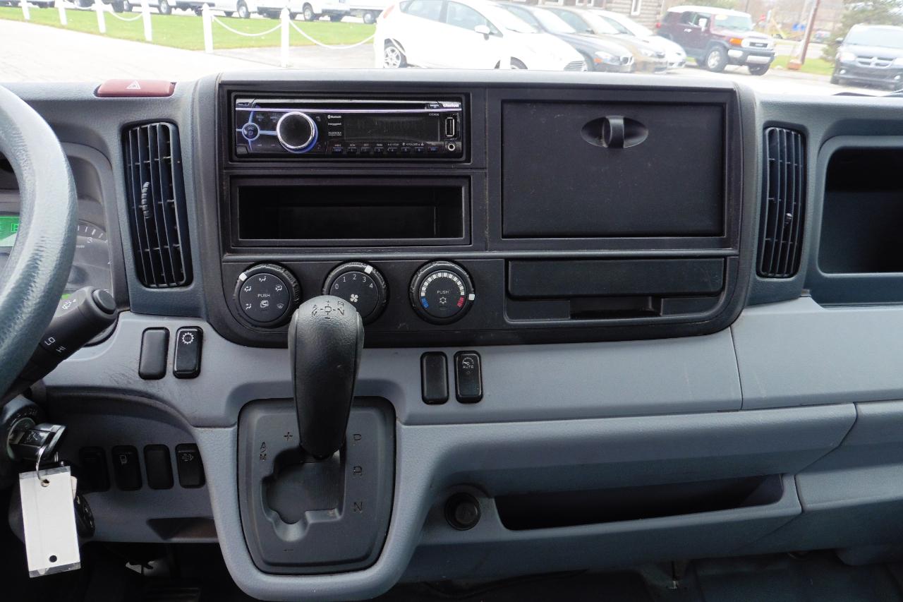 Mitsubishi Fuso FE  2015