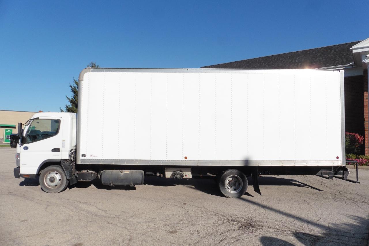 Mitsubishi Fuso FE  2015