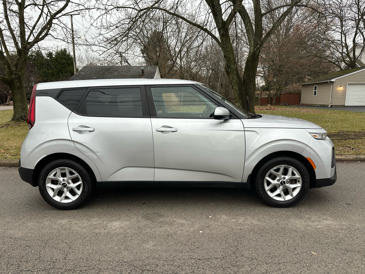 Kia Soul LX 4D Wagon at 2020 Kia Soul LX 4D Wagon at 2020