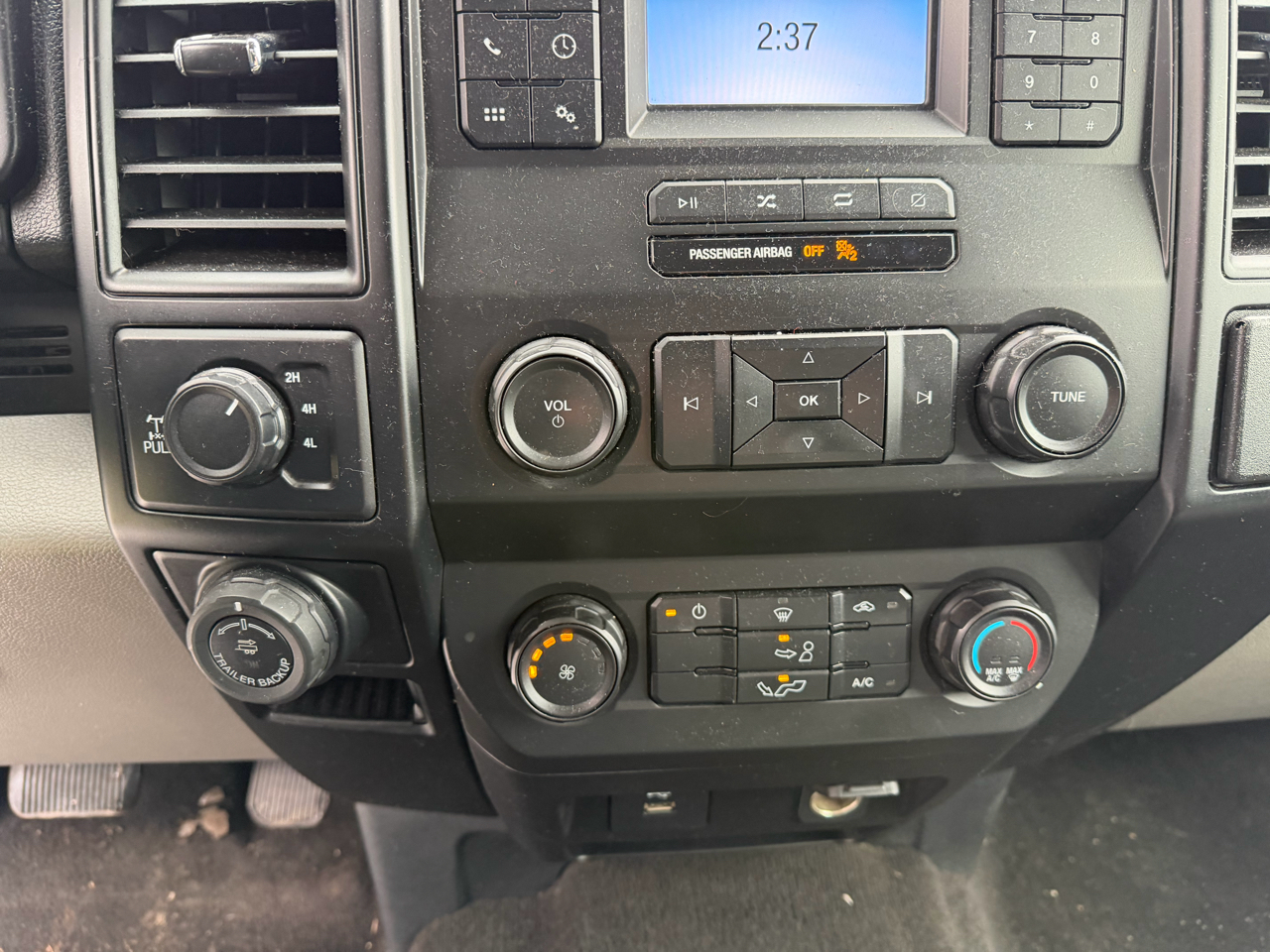 Ford F-150 4WD SuperCrew 145" XL 2020