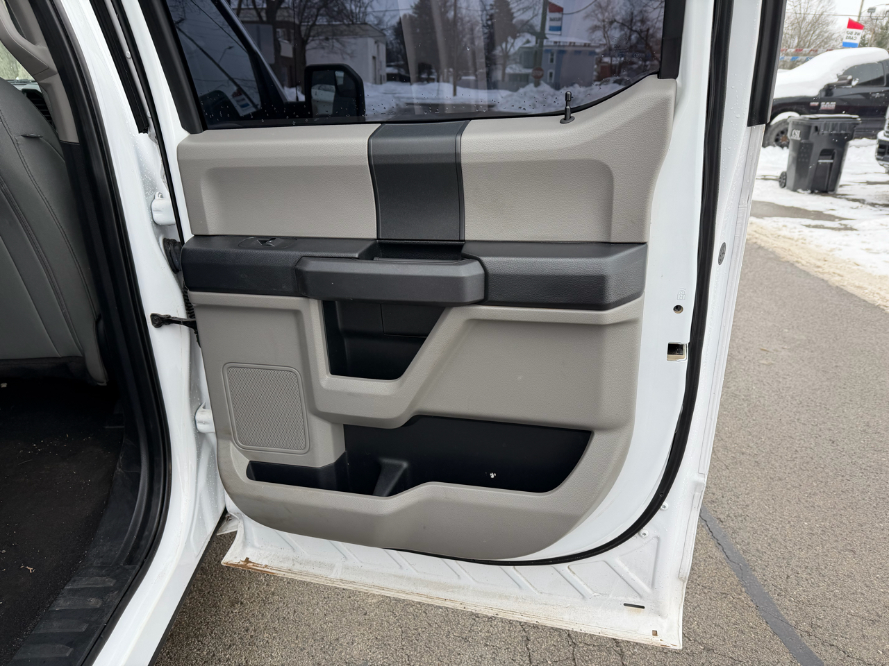 Ford F-150 4WD SuperCrew 145" XL 2020