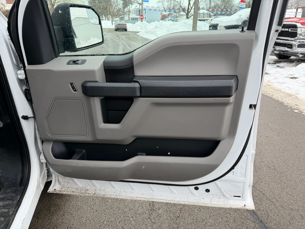 Ford F-150 4WD SuperCrew 145" XL 2020