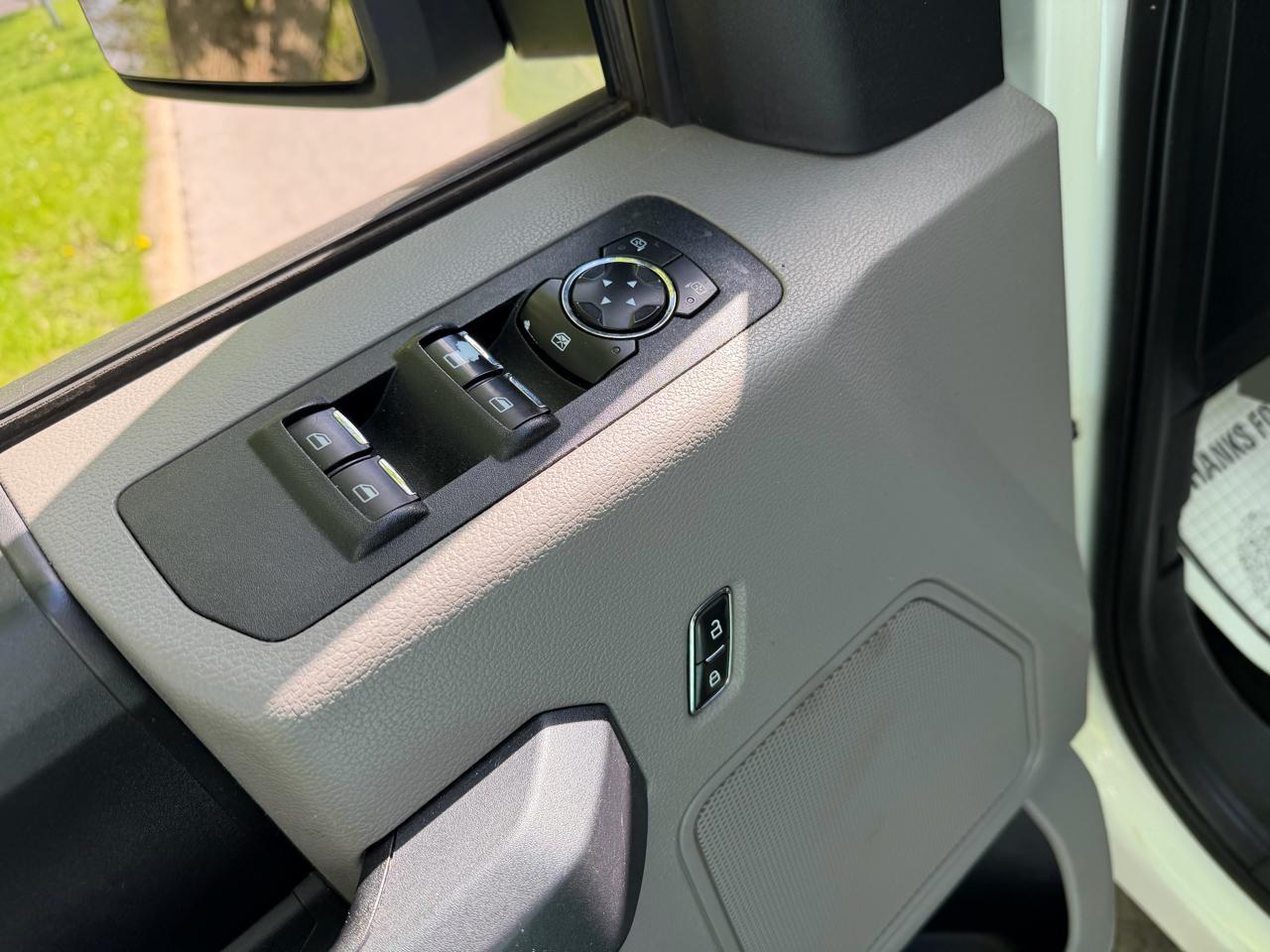 Ford F-150 4WD SuperCrew 145" XL 2020