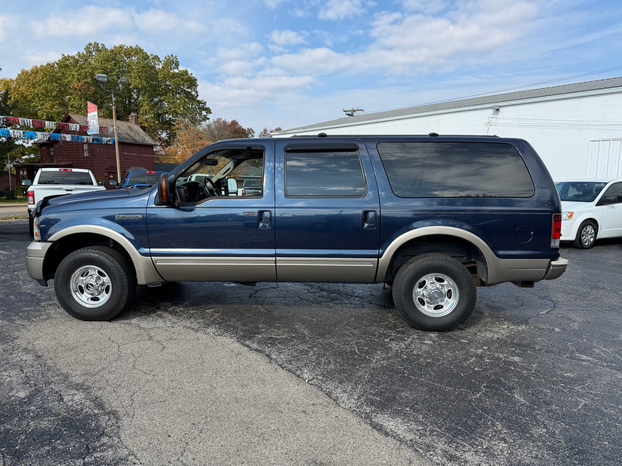 Ford Excursion 137" WB 6.0L Eddie Bauer 4WD 2005 Ford Excursion 137" WB 6.0L Eddie Bauer 4WD 2005
