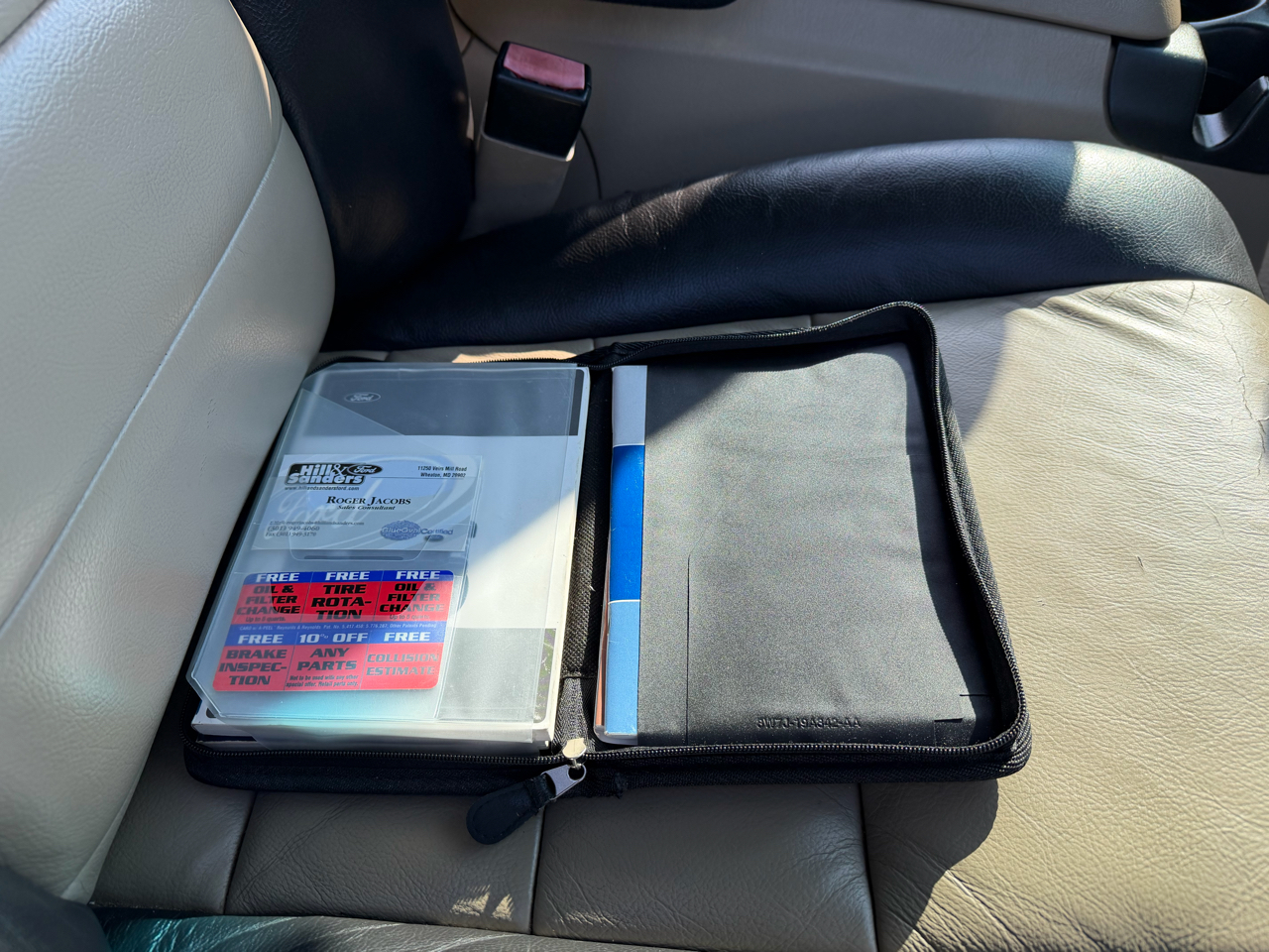 Ford Excursion 137" WB 6.0L Eddie Bauer 4WD 2005 Ford Excursion 137" WB 6.0L Eddie Bauer 4WD 2005