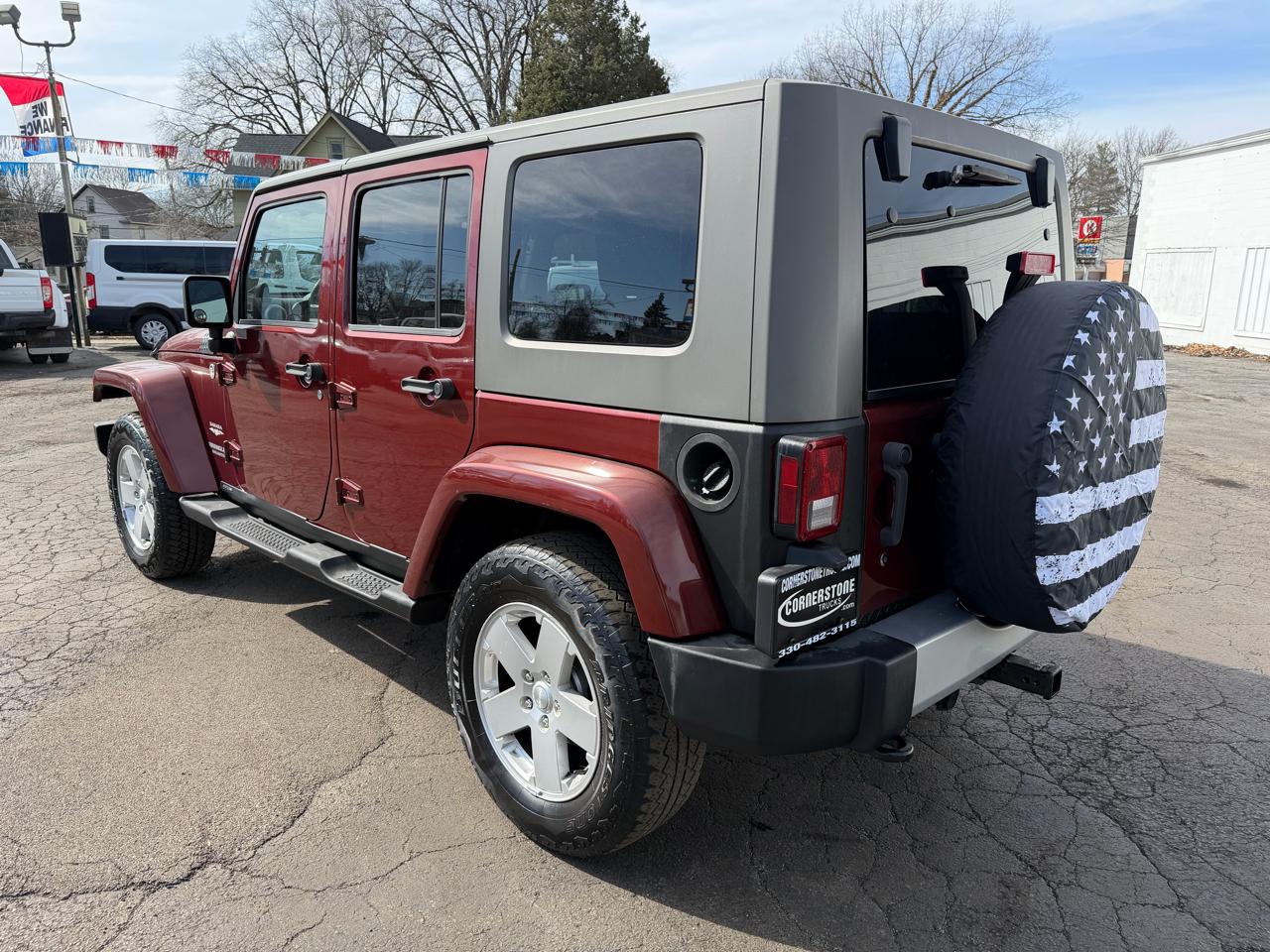 Jeep Wrangler Unlimited 4WD 4dr Sahara 2010