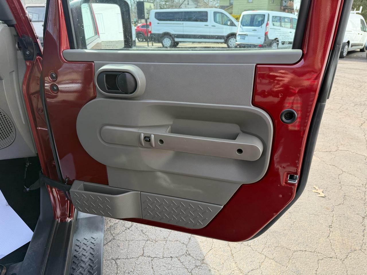 Jeep Wrangler Unlimited 4WD 4dr Sahara 2010