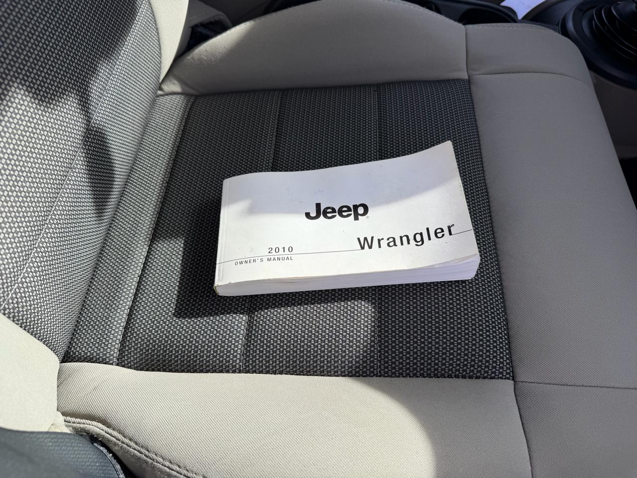 Jeep Wrangler Unlimited 4WD 4dr Sahara 2010