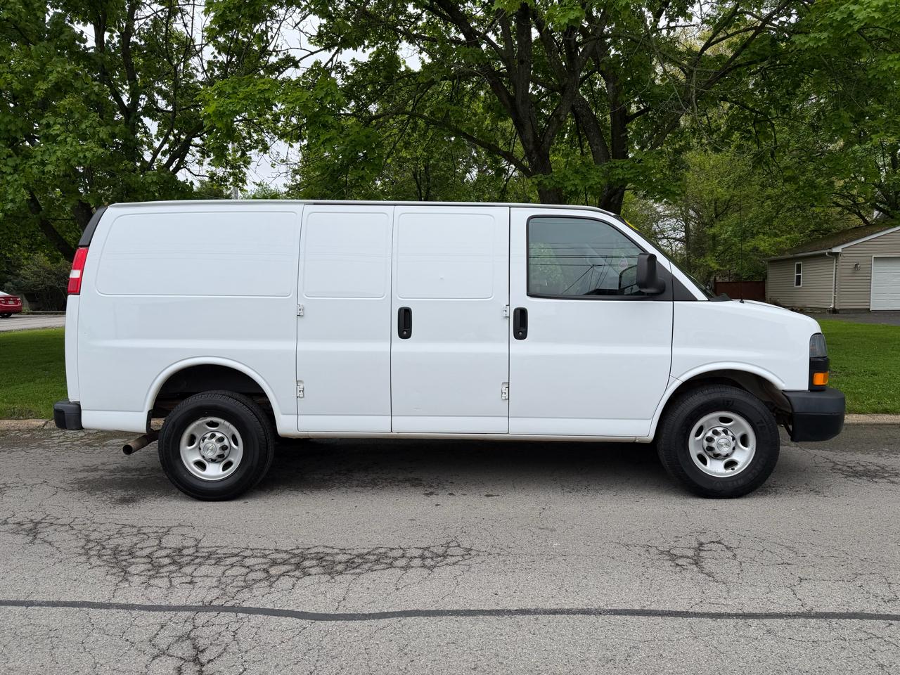 Chevrolet Express 2500 Cargo 2023