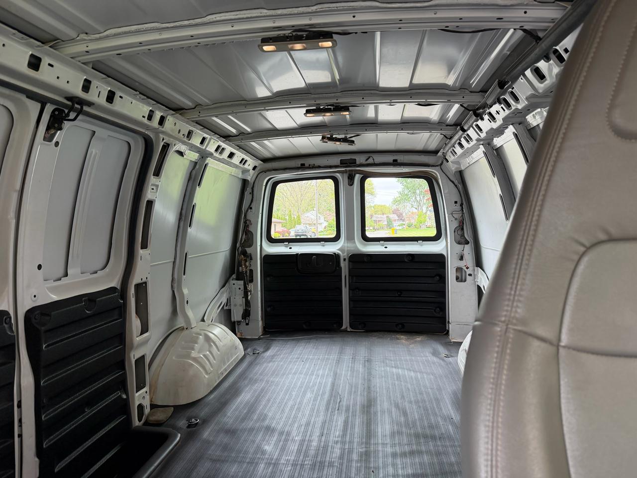 Chevrolet Express 2500 Cargo 2023