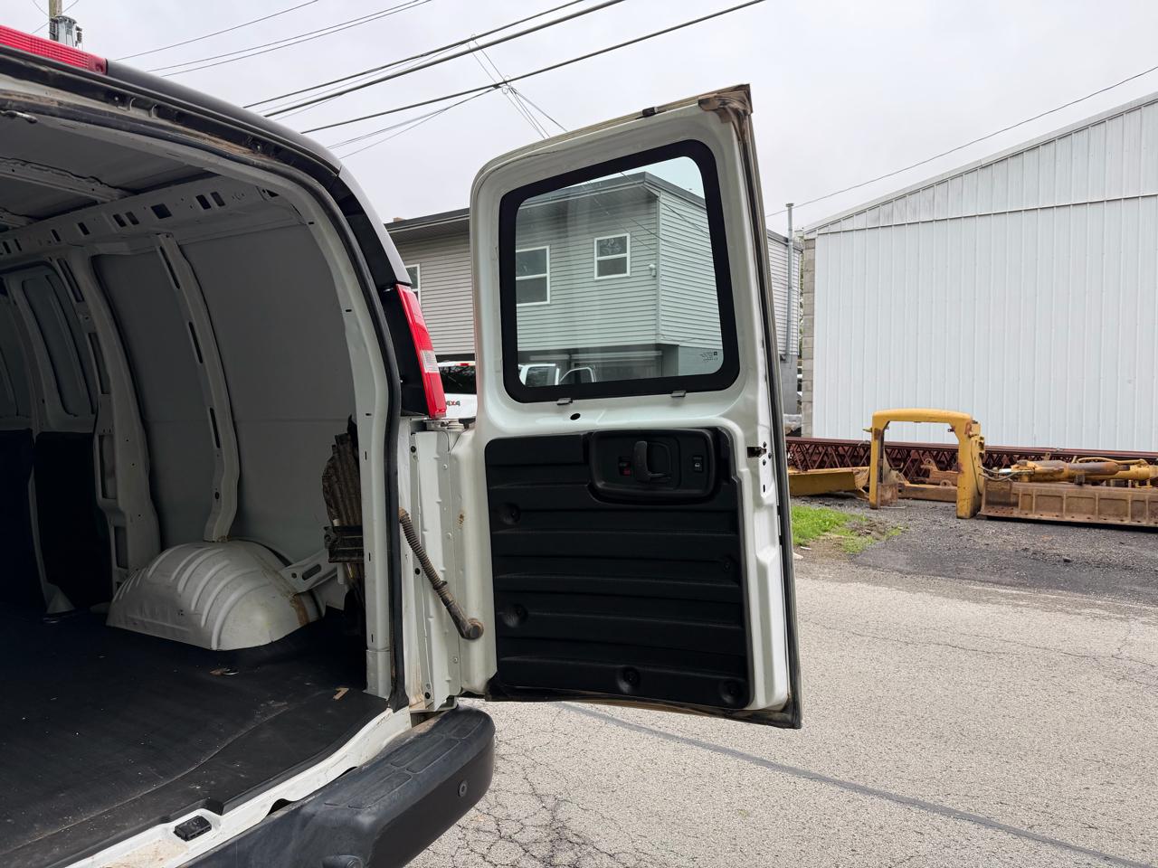 Chevrolet Express 2500 Cargo 2023