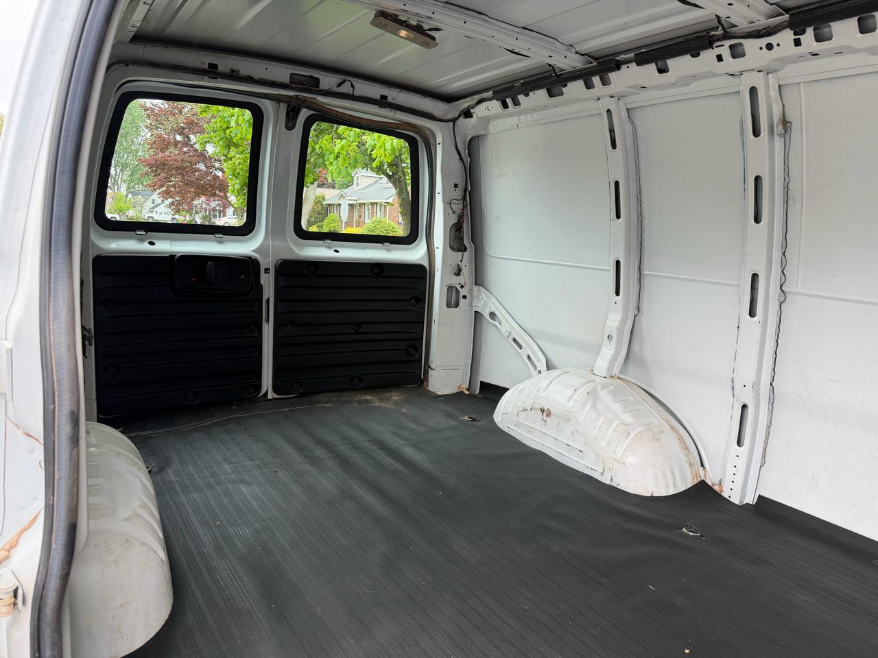 Chevrolet Express 2500 Cargo 2023