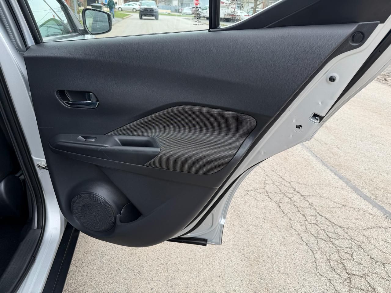 Nissan Kicks SV 4D SUV FWD 2019